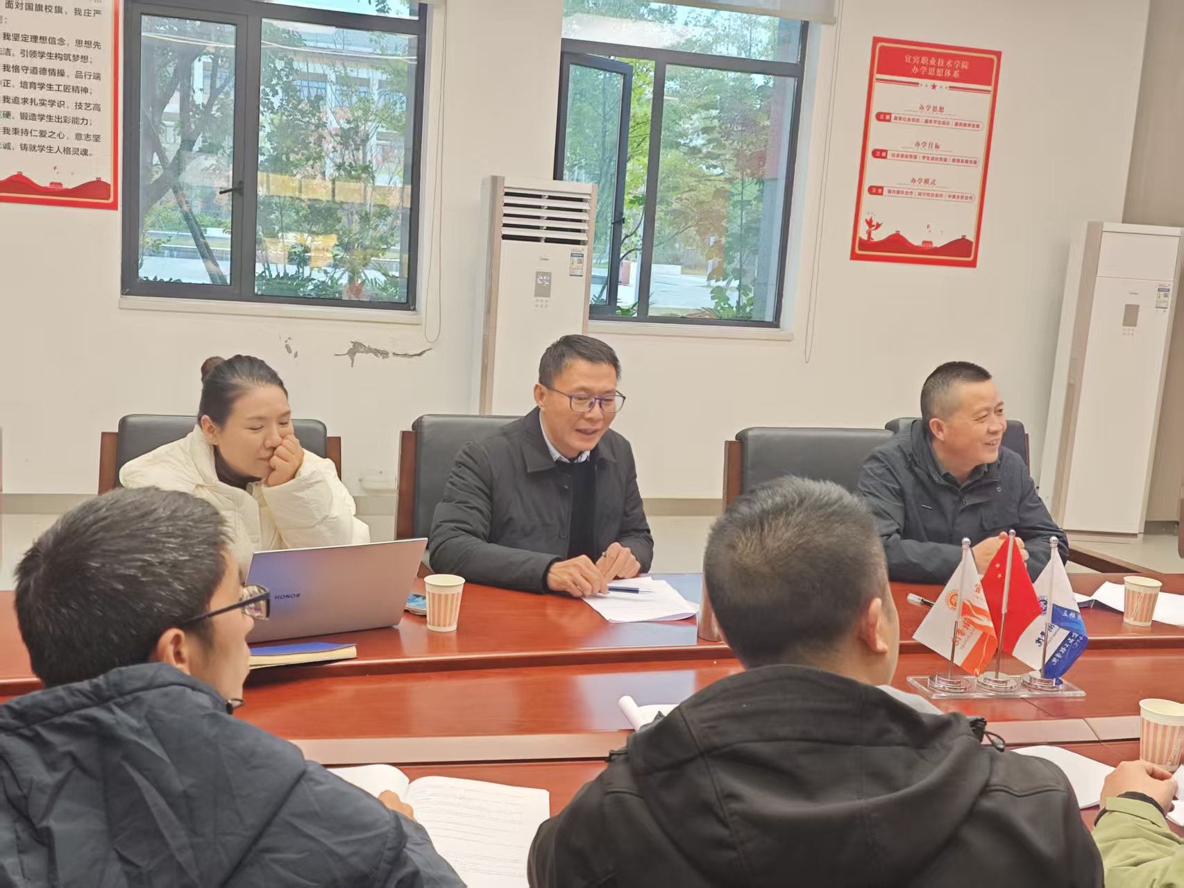 b9d2bf824d151ce303b772d213c4fd1c