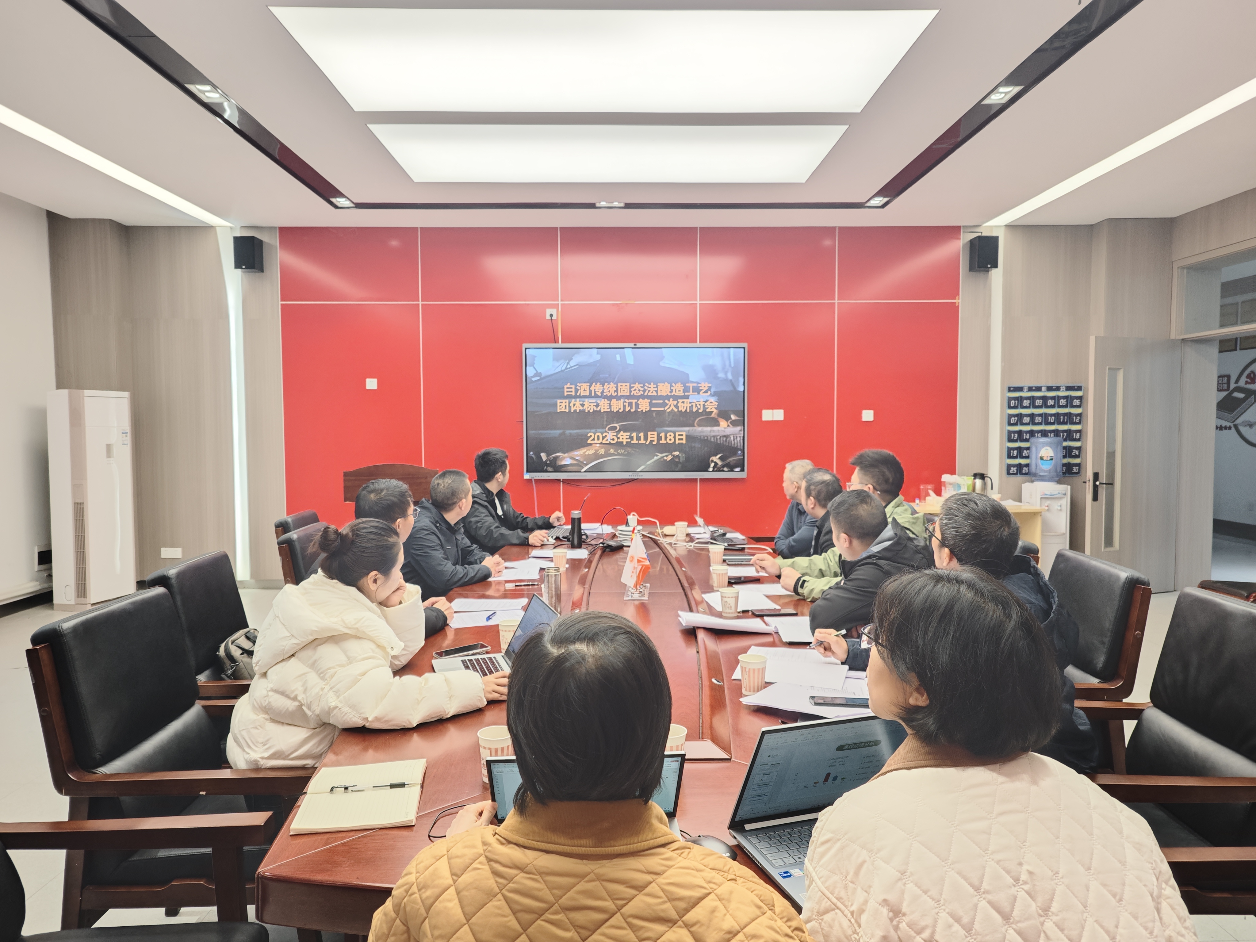 c607797e7c2e40a05707aa6770664302